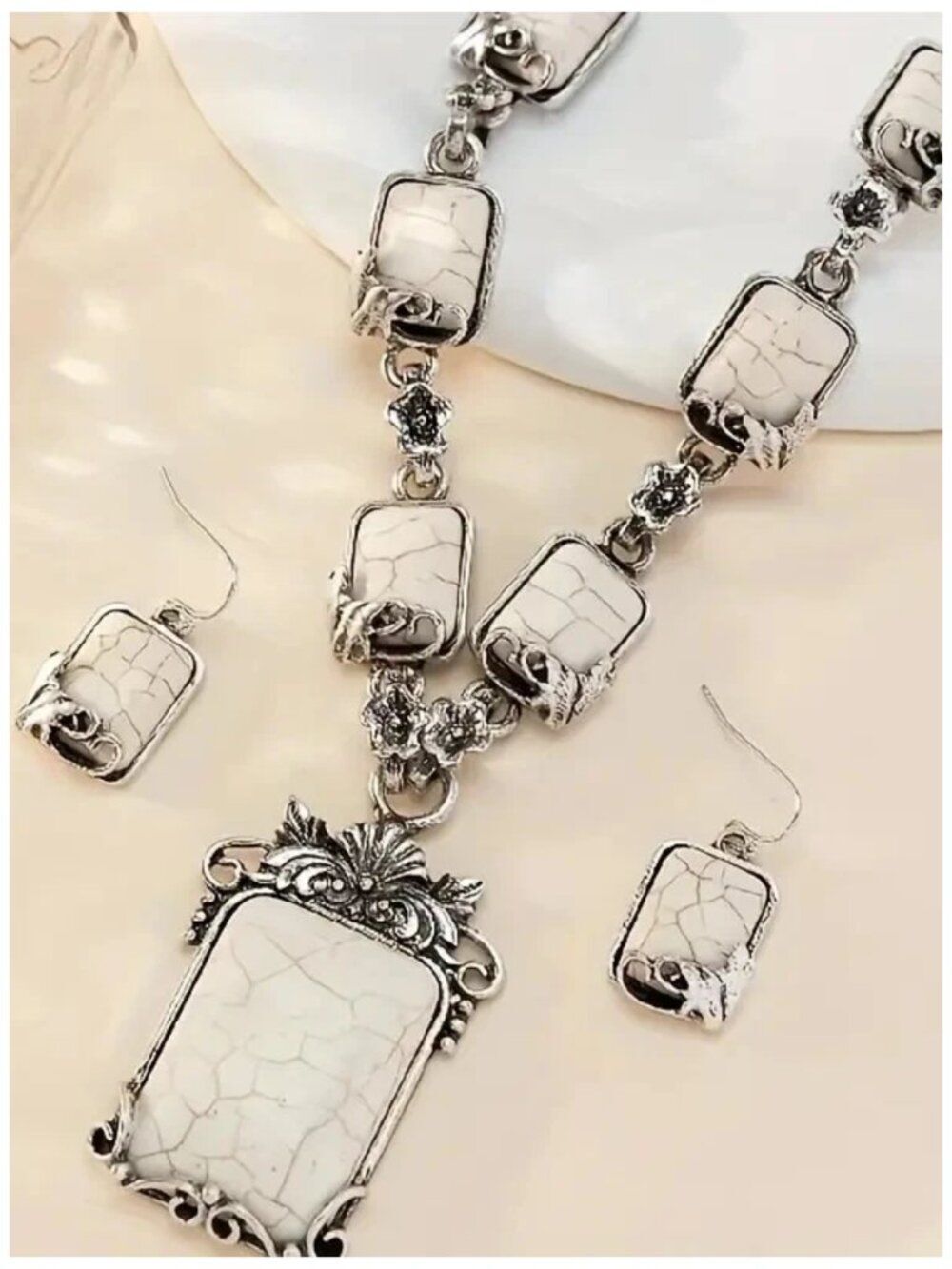 Western Statement Necklace & Earring Set Vintage-Inspired Faux White Turquoise